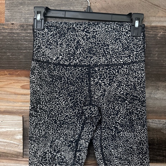 Lululemon Athletica Wunder Under Leggings High Rise Ice Breaker Wave Size 4 - Picture 3 of 9